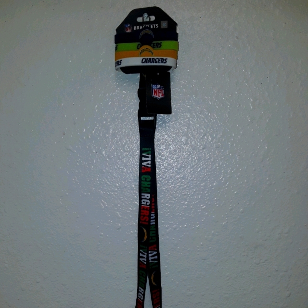 NFL L.A. Chargers Bracelet and Lanyard